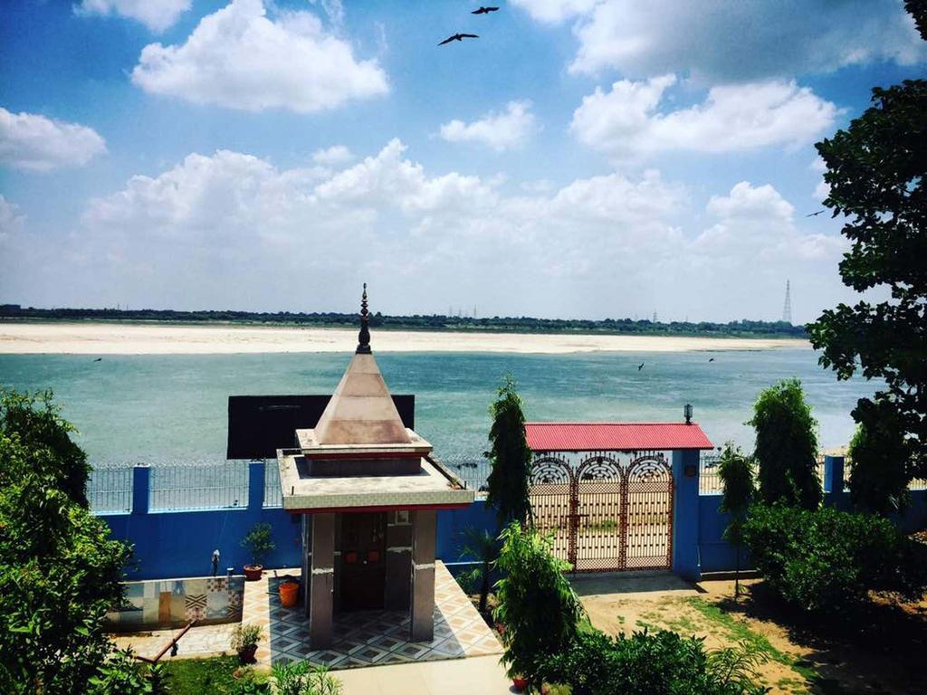 Sri Yoga Mandir Pensión Varanasi Exterior foto